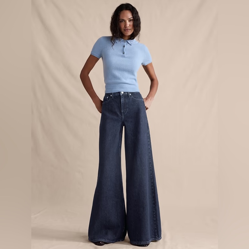 NEW! Banana Republic High-Rise Wide-Leg Lightweight Palazzo Jeans - Size 33 🩷